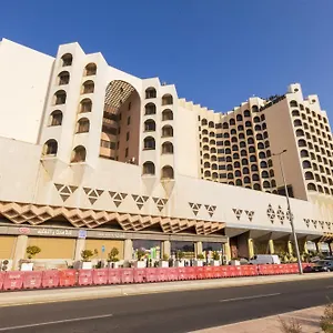 فندق ترايدنت, جدة
